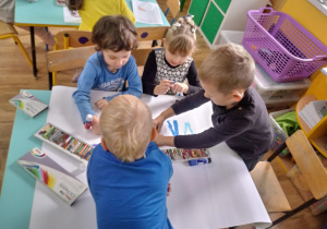 Zajączki kolorujące napis