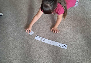 Gramy w domino.