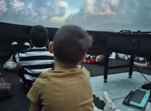 Podwodna podróż w kinie sferycznym