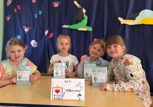 Przedstawiciele odkrywców.